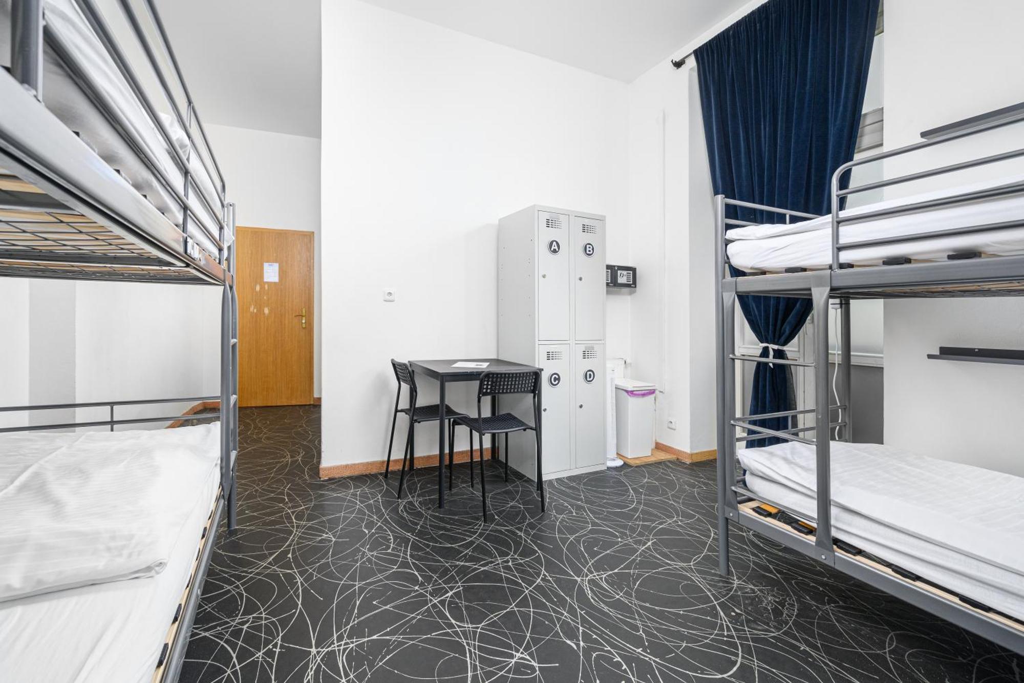 Bed 4-Bed Dormitory Room,1651768876:JPEG